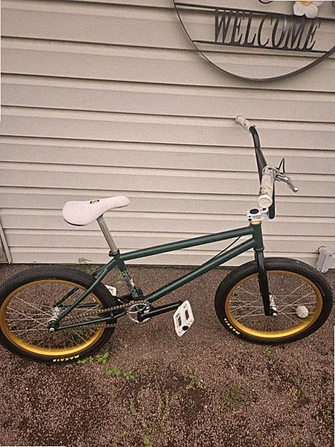 S&M Maddog 990 with 22 tt in OG green.